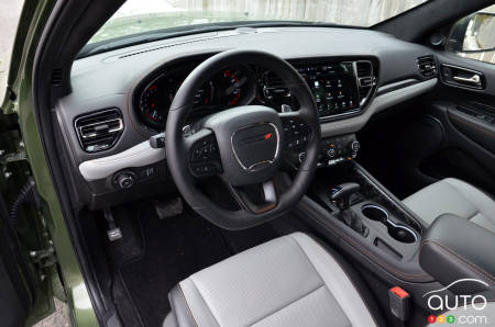 Dodge Durango RT, interior
